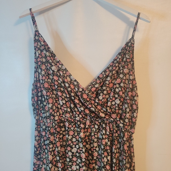 Pink and White Flowers Wrap Bust Spaghetti Strap Dress - Picture 12 of 14